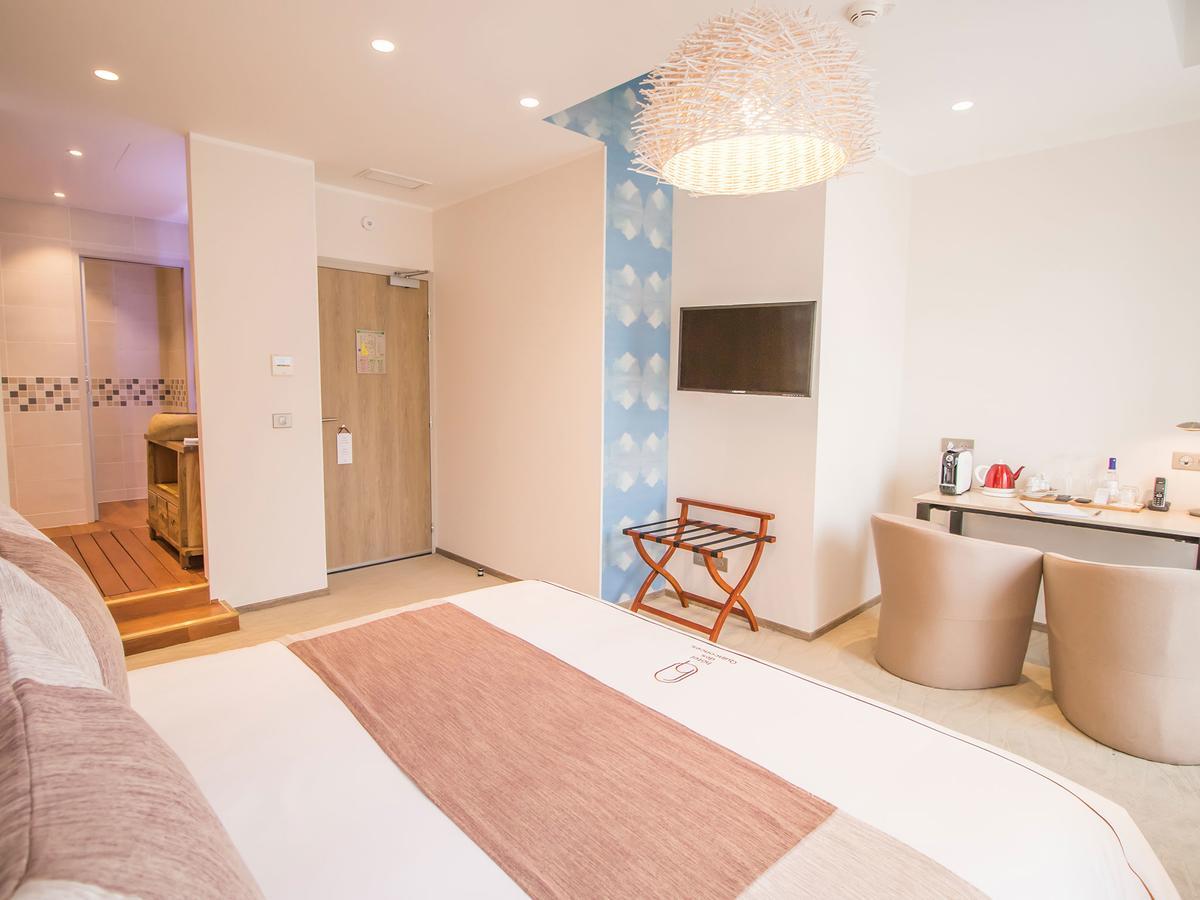 Hotel Des Quinconces Bordeaux Centre ภายนอก รูปภาพ