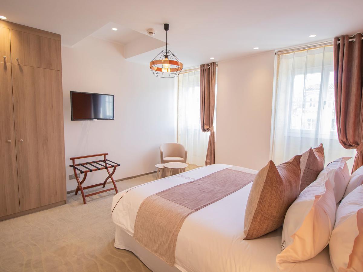 Hotel Des Quinconces Bordeaux Centre ภายนอก รูปภาพ