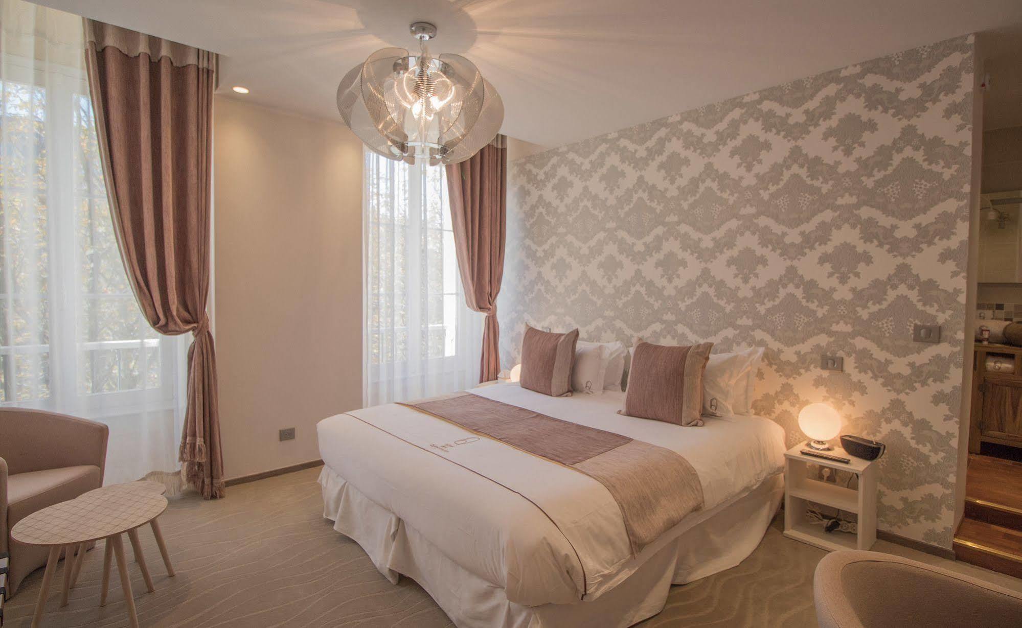 Hotel Des Quinconces Bordeaux Centre ภายนอก รูปภาพ